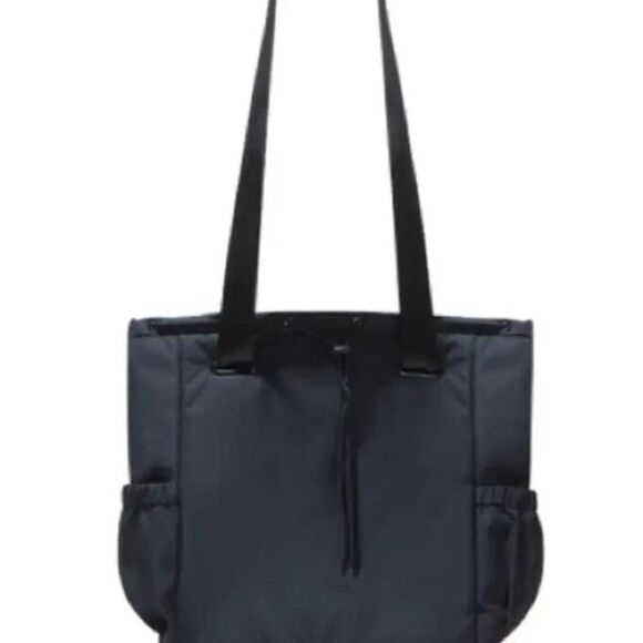 Beyond Yoga Convertible Gym Bag Backpack Black Water Resistant - Picture 3 of 9